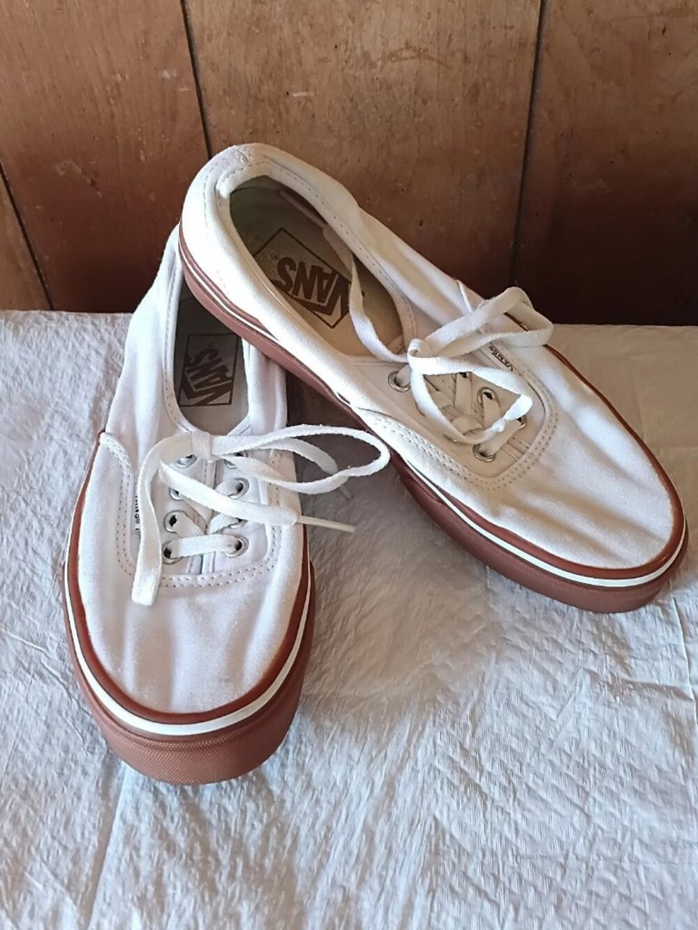 Vans Authentic White Canvas Sneakers Gum Sole Men's 6 Women's 7.5 Lace Up